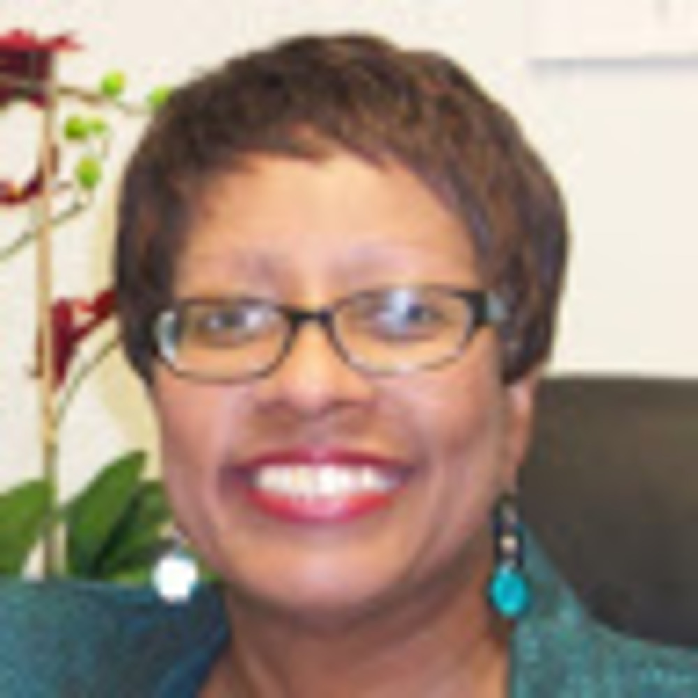 Meet your Posher, Brenda